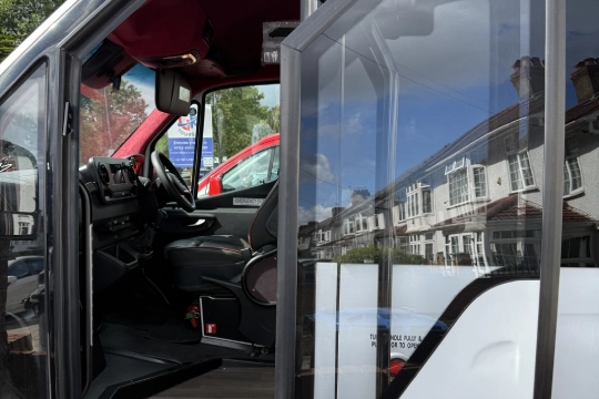 mini-coach-04