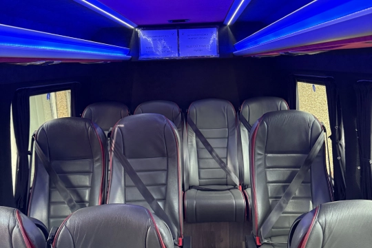 mini-coach-05